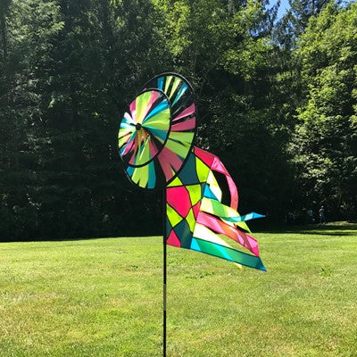 "Neon" Dual Wheel Spinner with ColorBlock Garden Flag with Tails